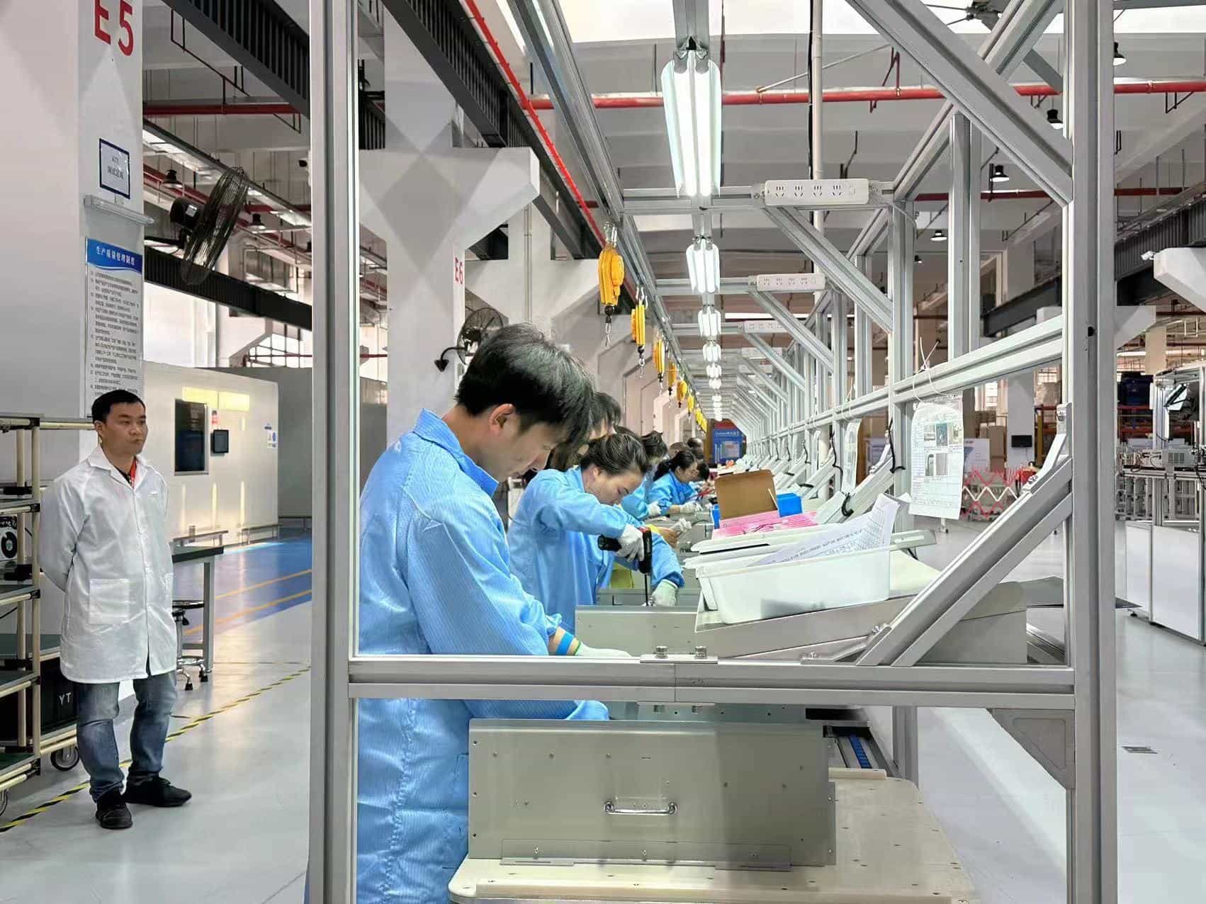 YT Electric logra un envío masivo al extranjero de 150 unidades el viernes pasado